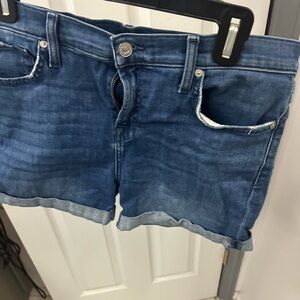 NWOT 7 FOR ALL MANKIND Jean shorts.